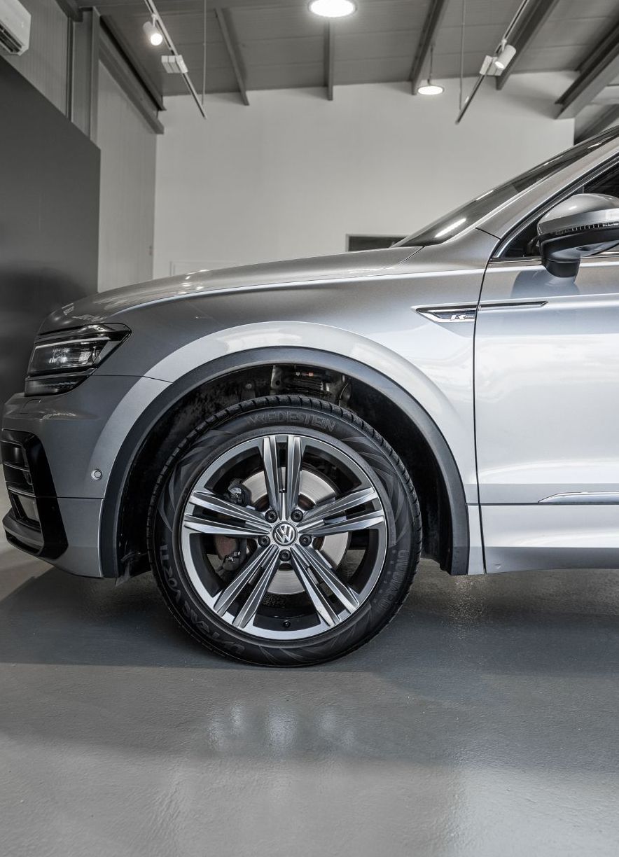 Zunanja slika - VW Tiguan Allspace - 2.0TSI-R LINE-7SED-HEAD UP-PANO-360-ACC-NAVI-USNJ - 7