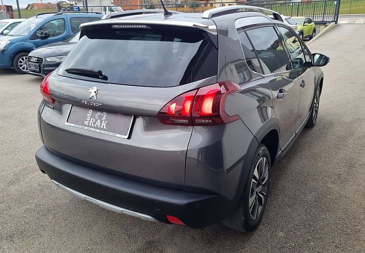 Zunanja slika - Peugeot 2008 - 1.2 110 S S ALL GRIP ALLURE  1. LASTNIK. SERVISNA - 6