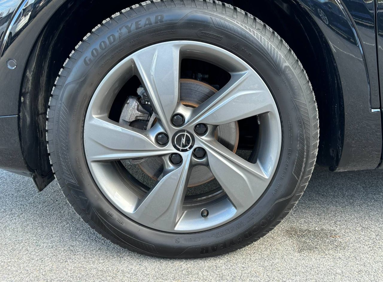Zunanja slika - Opel Grandland - 1.2 TURBO GS LINE LED-KAMERA-NAVI - 20