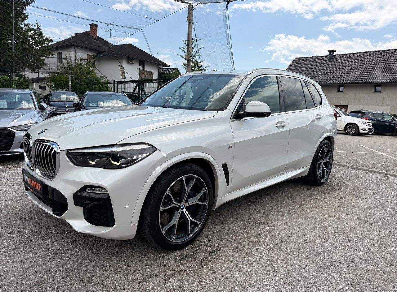 Zunanja slika - BMW X5 - serija : xDrive30d M-SPORT SLO FULL LED ZRAČNO ACC ALU21 - 3