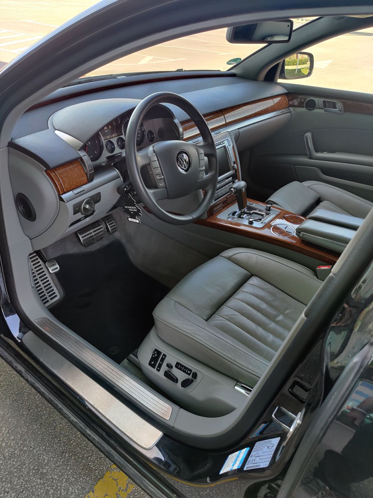 Notranja slika - VW Phaeton - 3.0 TDI - 8