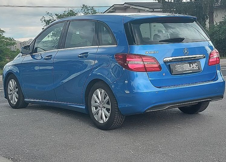 Zunanja slika - Mercedes-Benz B-Razred - B 180 d Style LED KAMERA NAVI odličen - 3