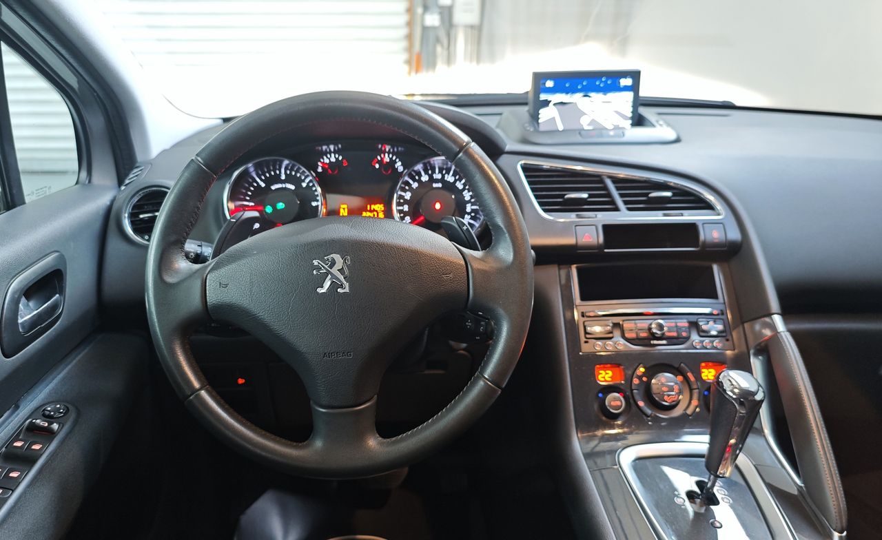 Zunanja slika - Peugeot 3008 - 1.6 e-HDi 115 Stop Start robot.r. PDC TEMP NAVI - 10