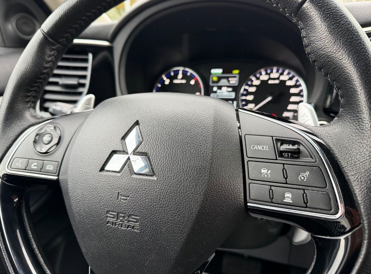 Zunanja slika - Mitsubishi Outlander - 2.2 DI-D 4WD AUT INSTYLE 7SEDEŽEV XENON ACC KAMERA - 16