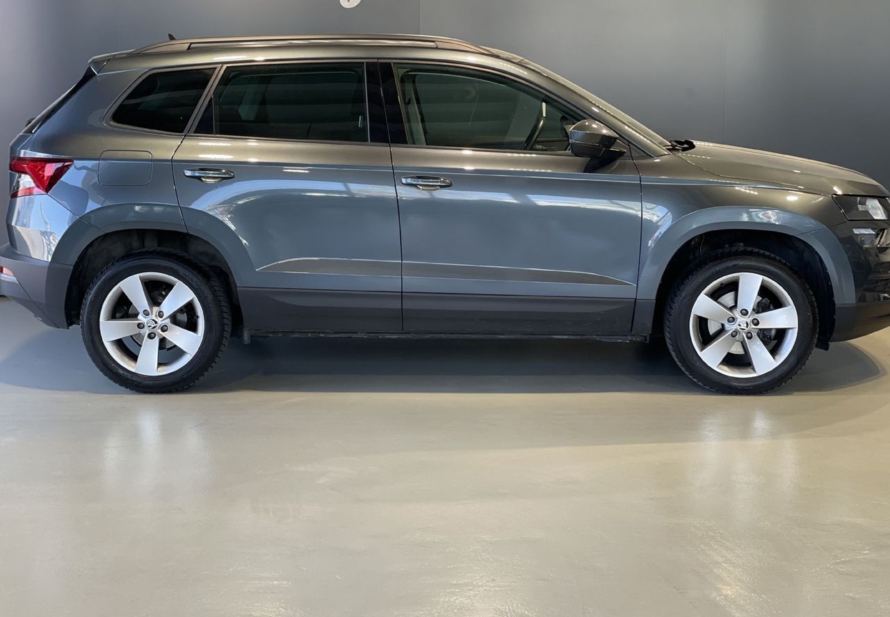 Zunanja slika - Škoda Karoq - 1.LASTNIK-SLO-KEYLESS-KAMERA-RADAR-ALU - 4