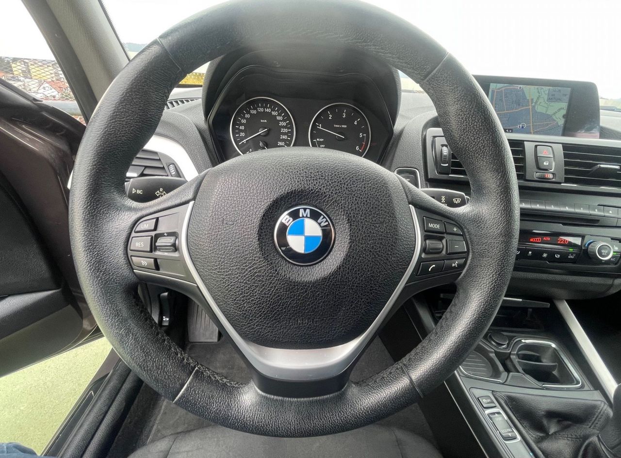 Zunanja slika - BMW Serija 1 - : 116 d XSENON.NAVI.PDC ZADAJ.OGREVANI SEDEŽI - 18