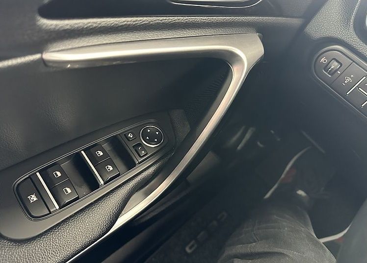 Zunanja slika - KIA Ceed - SW More 1.6 CRDi 136 MHEV.NAVI.USNJE.LED.SAMO 80000KM - 27