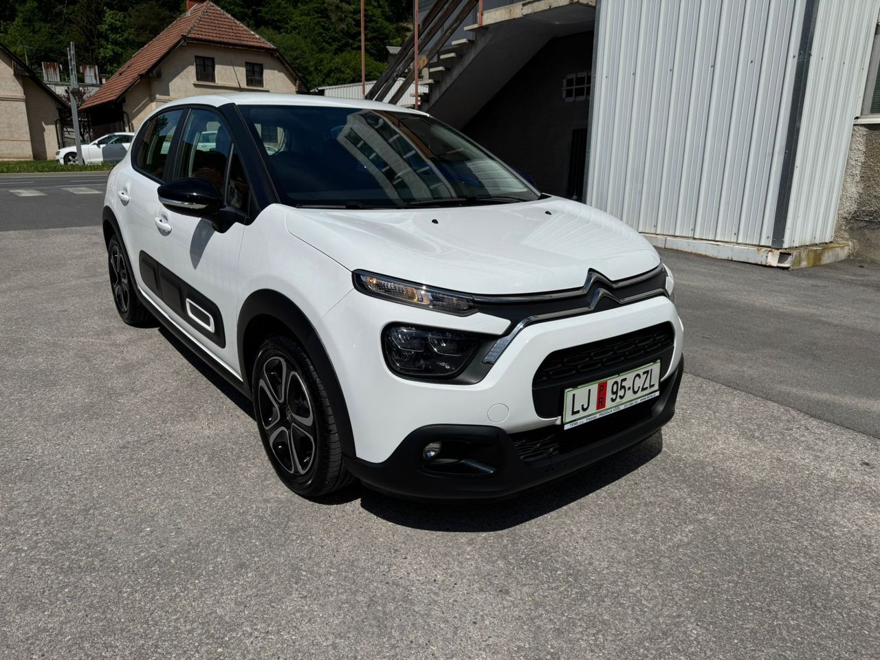 Zunanja slika - Citroën C3 - 1,2 PureTech 83 - Feel - 3