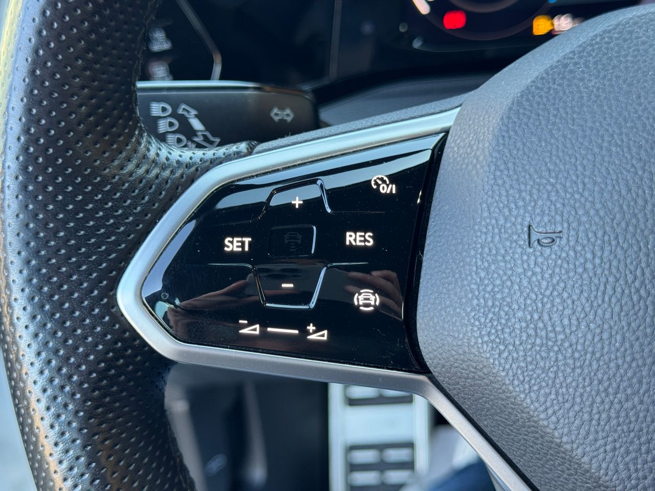 Notranja slika - VW Golf - VW - 16