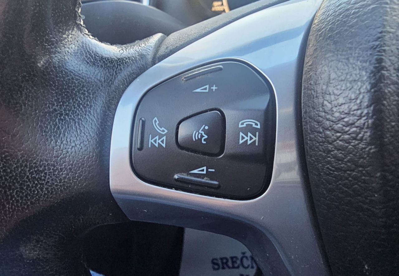 Zunanja slika - Ford Fiesta - 1.4 Trend|SLO|multifunkcija|AVTOklima|bluetooth|USB - 15