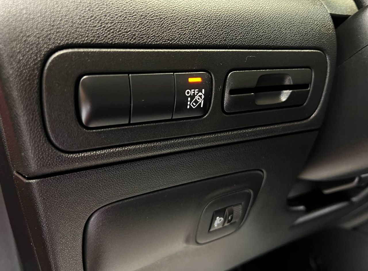 Zunanja slika - Citroën C3 Aircross - 1.LASTNIK-49.000KM-SERVISIRAN-JAMSTVO-OBROK ŽE 8 - 15