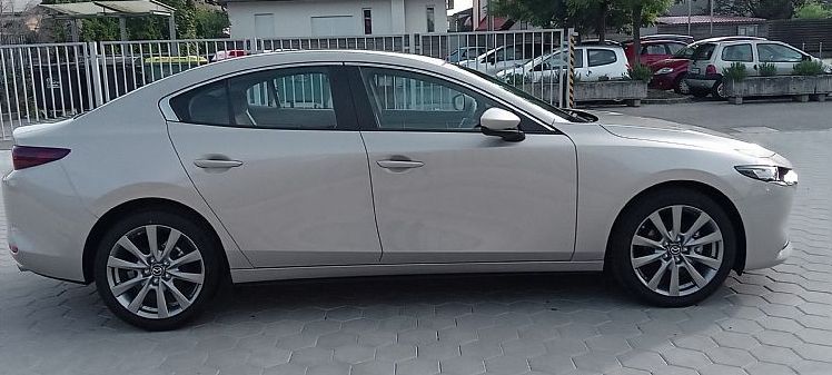 Zunanja slika - Mazda Mazda3 - 2.5 G140 CENTER-LINE - 5