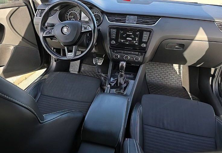 Zunanja slika - Škoda Octavia - 2.0 TDI RS DSG 135  184 TOOP OHRANJENOST - 9