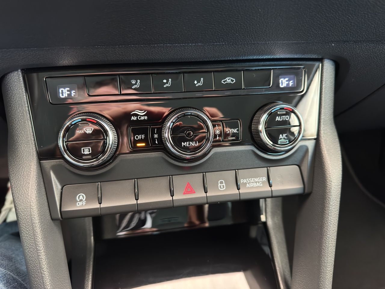 Zunanja slika - Škoda Karoq - 1,5 TSI - 12