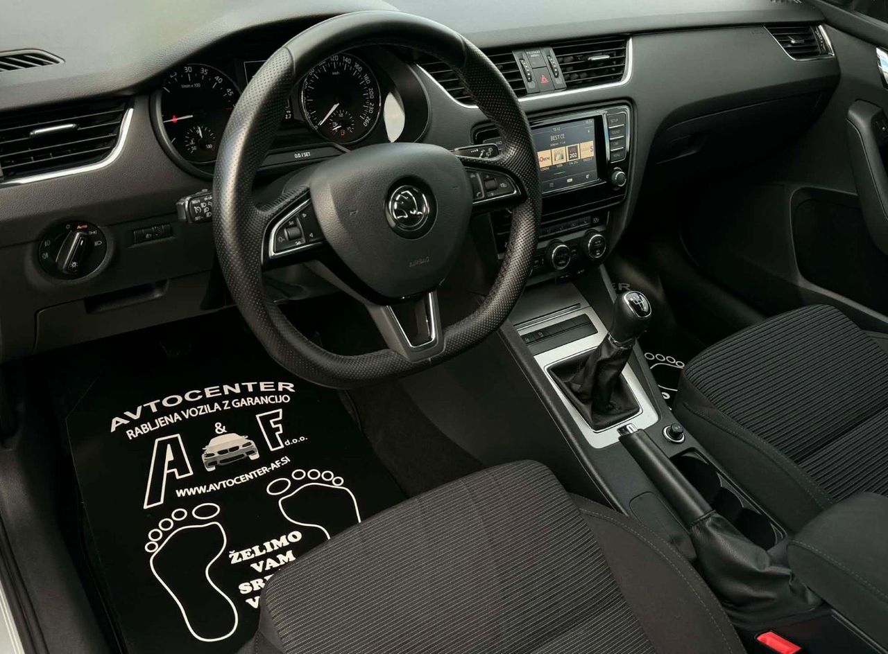 Zunanja slika - Škoda Octavia - 1.6 TDI-RS-185.000km-LIZING ZA TUJCE-ODLIČEN... - 8