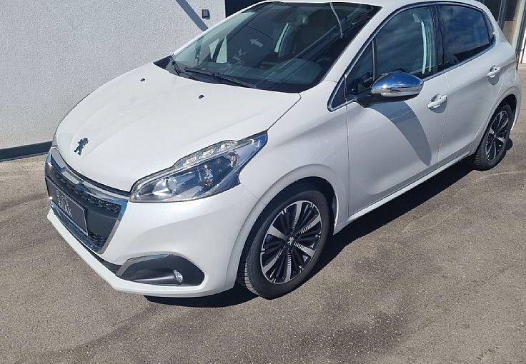 Zunanja slika - Peugeot 208 - 1.2 PureTech 83 S S Allure  67674KM.SERVISNA - 2