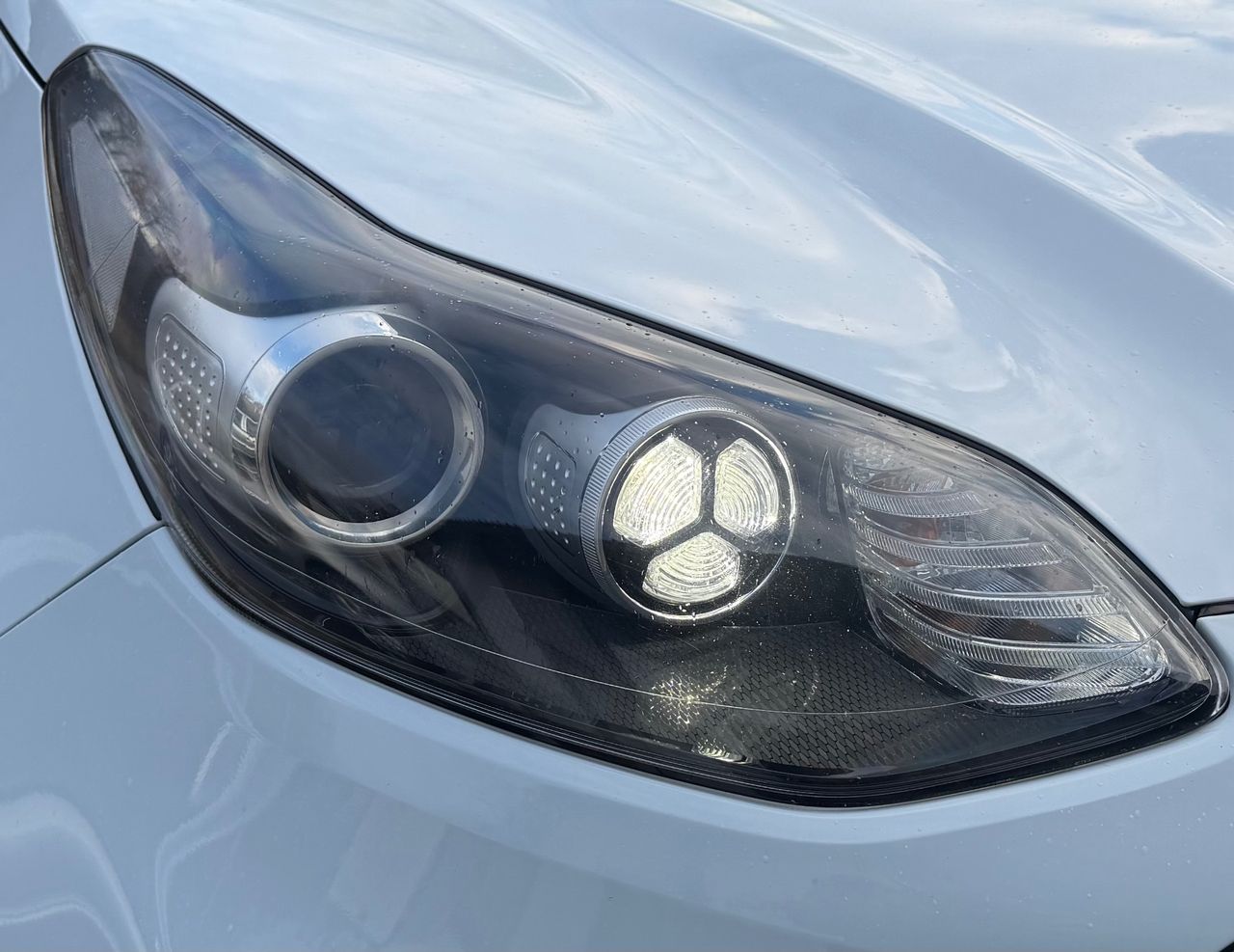 Zunanja slika - KIA Sportage - 1.7 CRDi 116HP SLOVENSKA NAVI KAMERA PDC ALU17 - 11