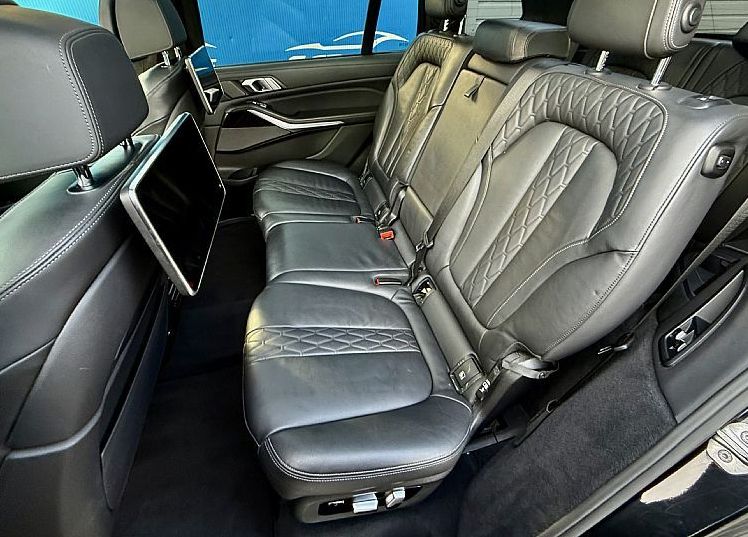 Zunanja slika - BMW X7 - serija : xDrive30d M Sport .HUD.TV. LASER. 360°.  7sedežev - 9