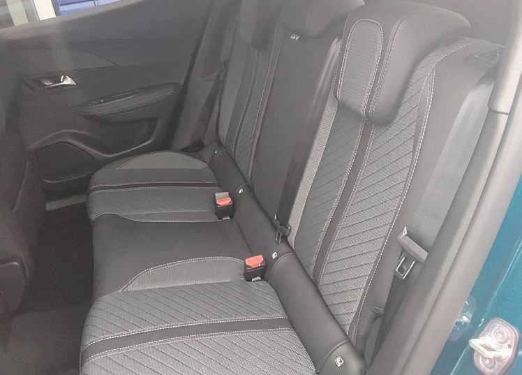 Zunanja slika - Peugeot 2008 - ALLURE PureTech 100 - 7