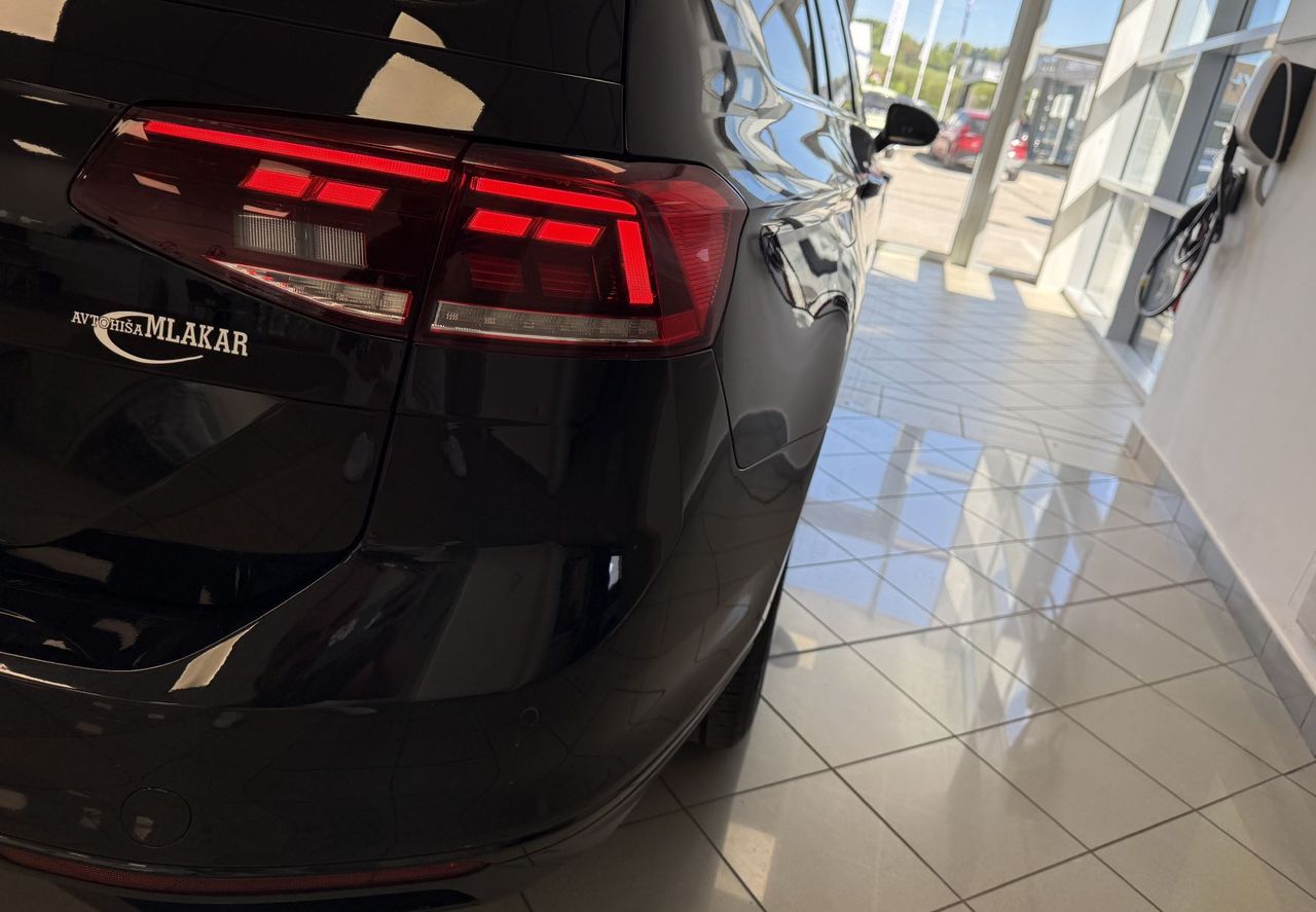 Zunanja slika - VW Passat - Variant 1.5 TSI BMT Elegance -DSG-VIRTUAL-ACC-KAMERA-LED - 7