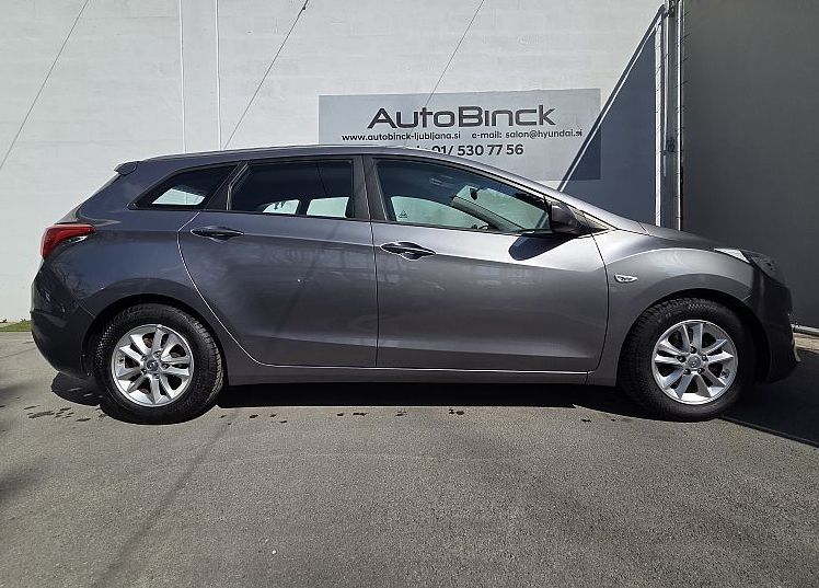 Zunanja slika - Hyundai i30 Wagon - 1.6 GDI COMFORT - 6