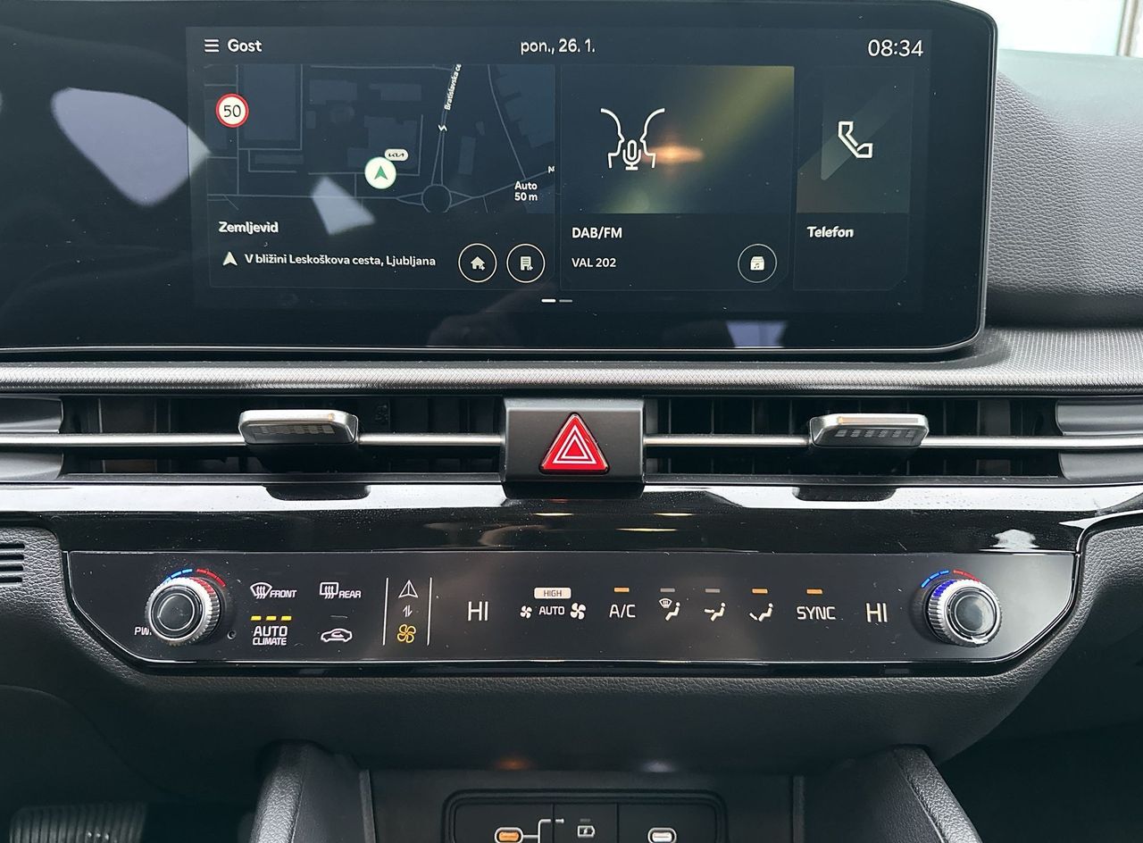 Zunanja slika - KIA Sportage - 2WD 1.6 T-GDI LX Fresh ISG DCT - 11