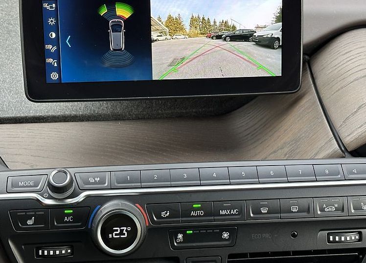 Zunanja slika - BMW i3 - s 120 Ah-PANORAMA-ACC-USNJE-KAMERA-NAVI PROF-20COL - 12