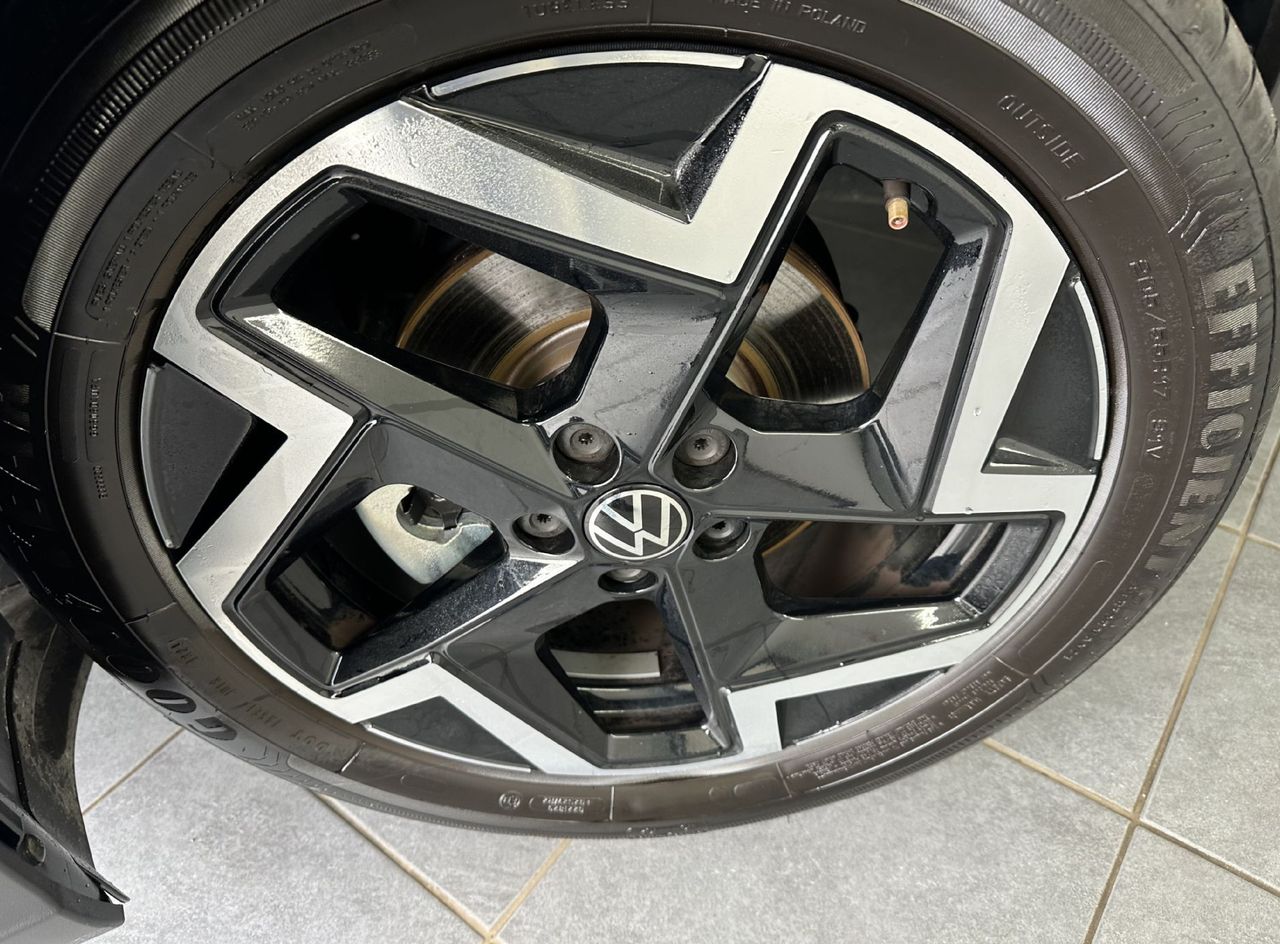 Zunanja slika - VW Taigo - 1.0 TSI R-Line 85.PANORAMA.LED.2025.SAMO 22.000 KM - 5