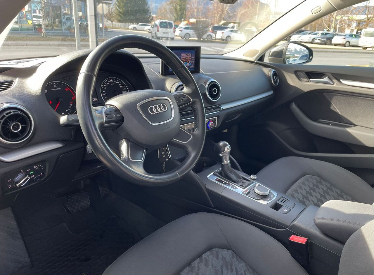 Zunanja slika - Audi A3 - 1.6 TDI Ambiente S tronic - 9