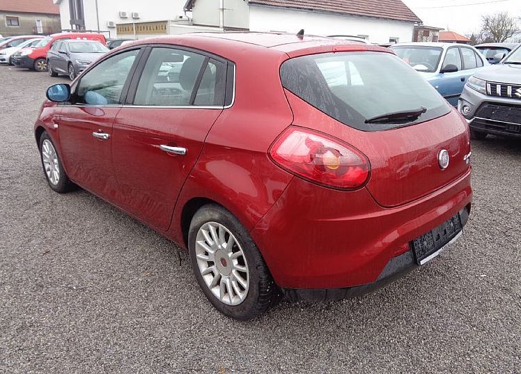 Zunanja slika - Fiat Bravo - 1.4 T-Jet 16v 120hp - GLEJ SLIKE - TOČA - 4