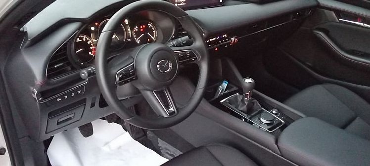 Zunanja slika - Mazda Mazda3 - G140 HOMURA - 7