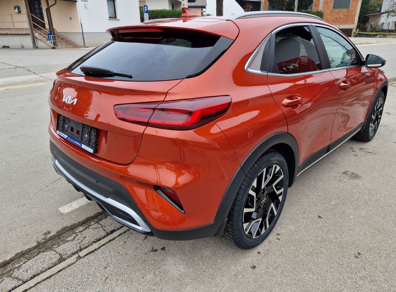 Zunanja slika - KIA XCeed - 1.6 T-GDi EX Way 7DCT - 5