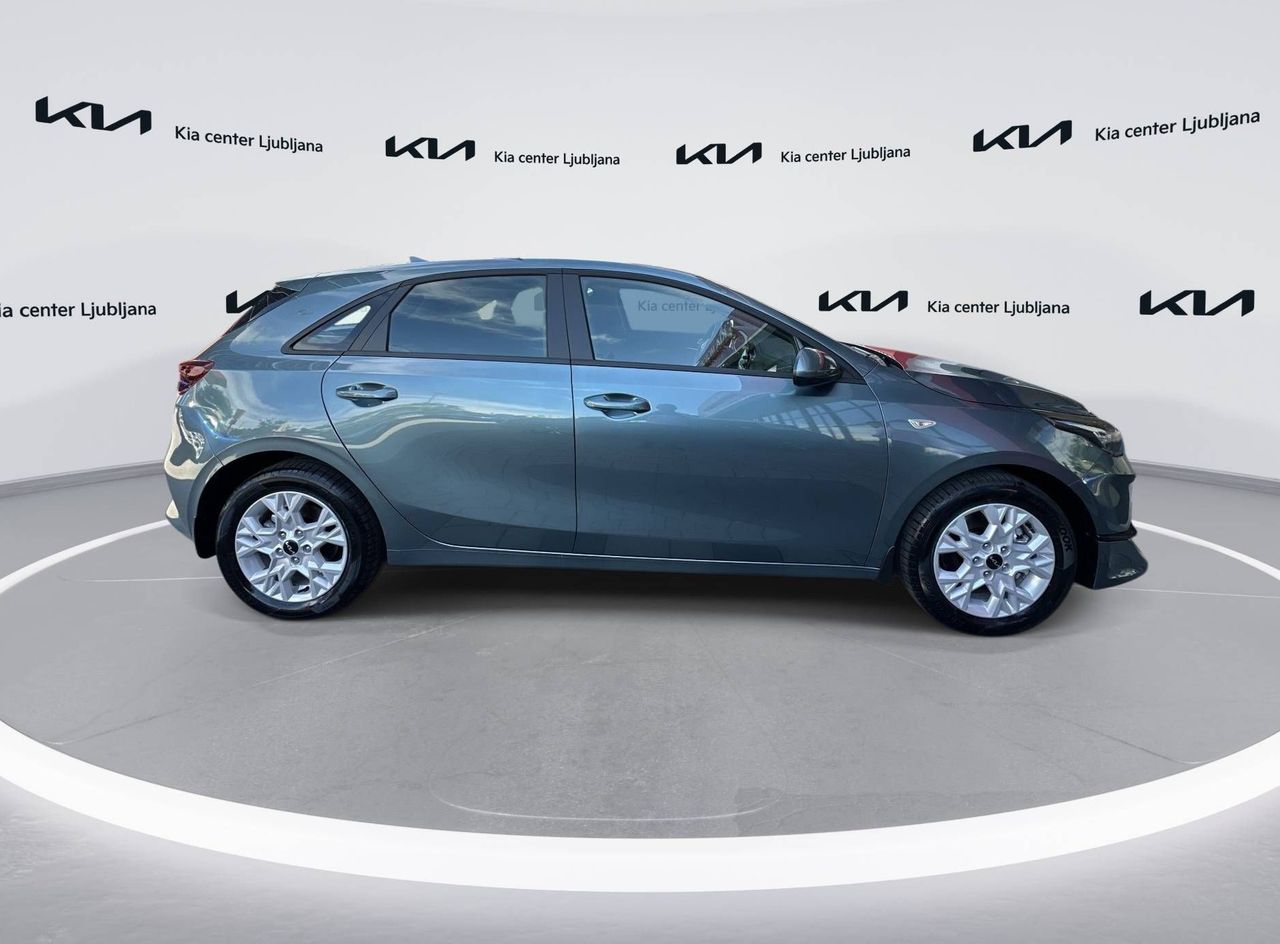 Zunanja slika - KIA Ceed - 1.0 T-GDi EX Champion + ISG. M T - 3