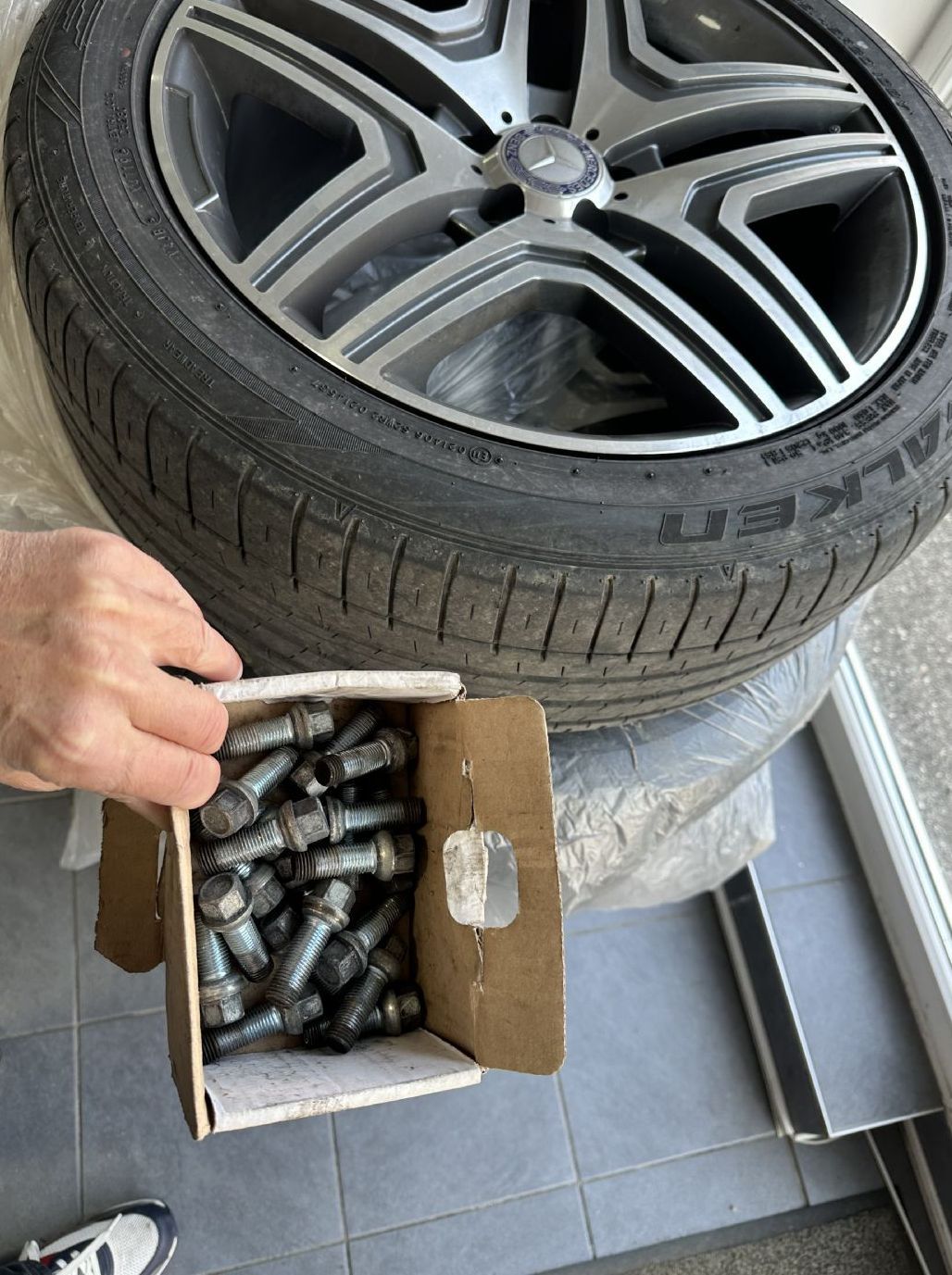 Zunanja slika - Mercedes-Benz GLE-Razred - GLE 250 d 4MATIC.KAMERA.MAVI.XENON.USNJE.KLJUKA - 7