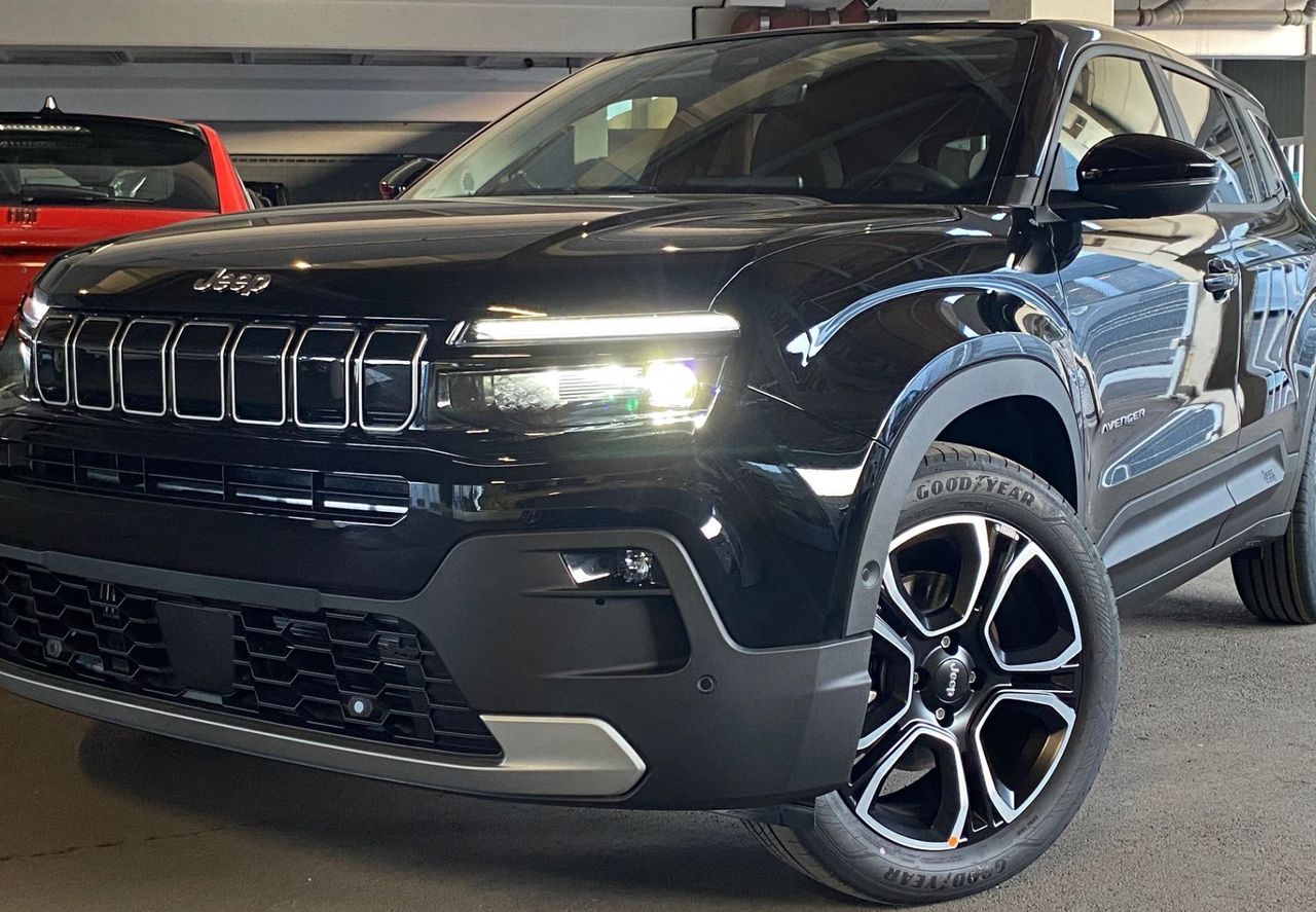 Zunanja slika - Jeep Avenger - 1.2 E-DCT6 MHEV 100 Summit - 1
