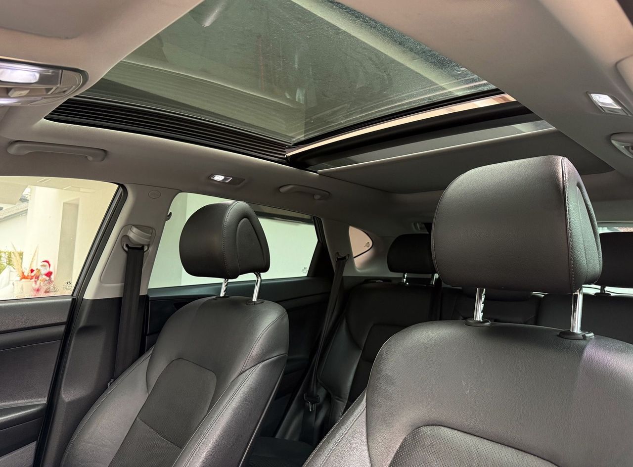 Zunanja slika - Hyundai Tucson - 1.7 CRDI|P4NORAMA|KAMERA|VLEČNA KLJUKA|17COL - 12