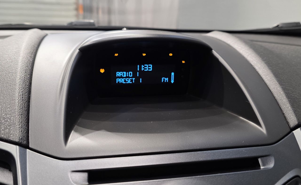 Zunanja slika - Ford Fiesta - 1,25 Trend SLO 1.LASTNIK - 11