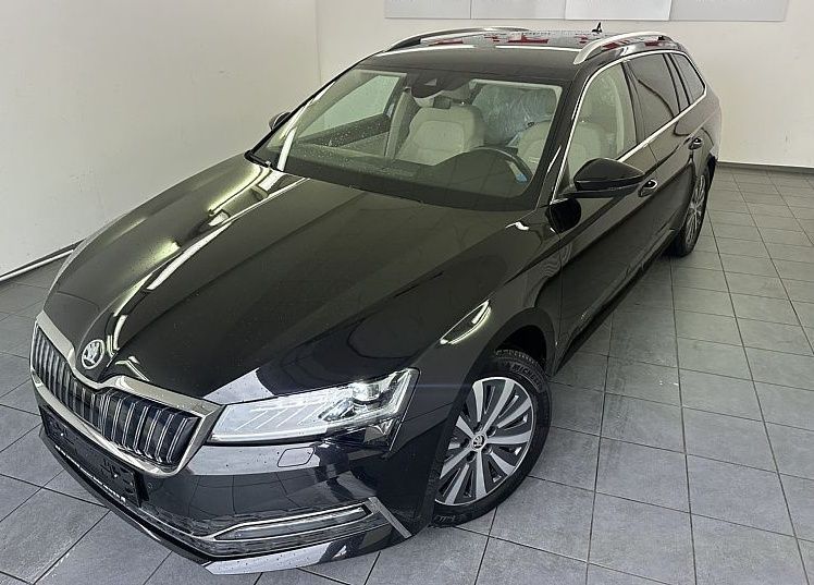 Zunanja slika - Škoda Superb - 1.4 TSI HEV Style DSG.NEMŠKA+4ALU.KAMERA.LED.NAVI - 1