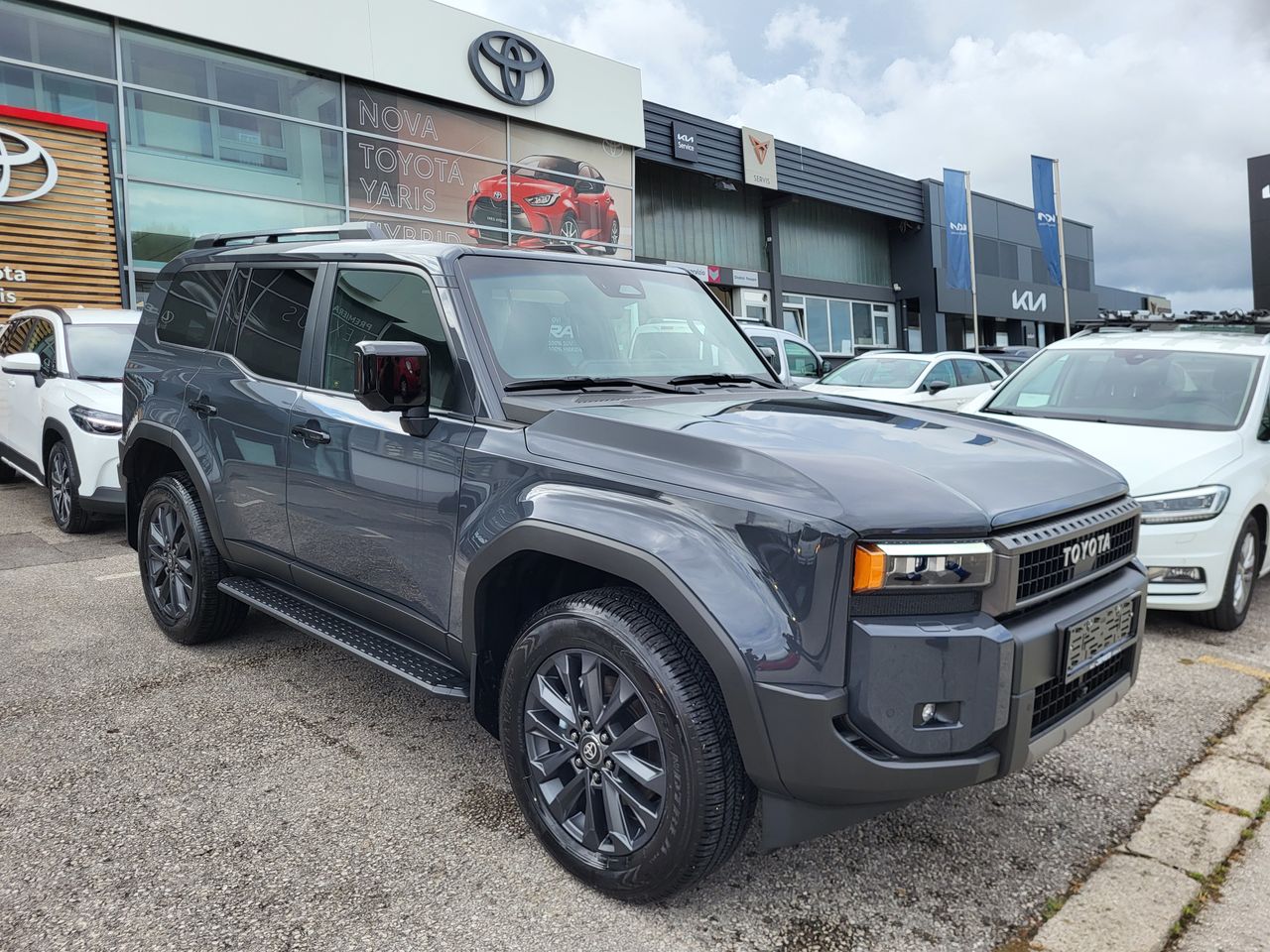 Zunanja slika - Toyota Land Cruiser - Land Cruiser - 2