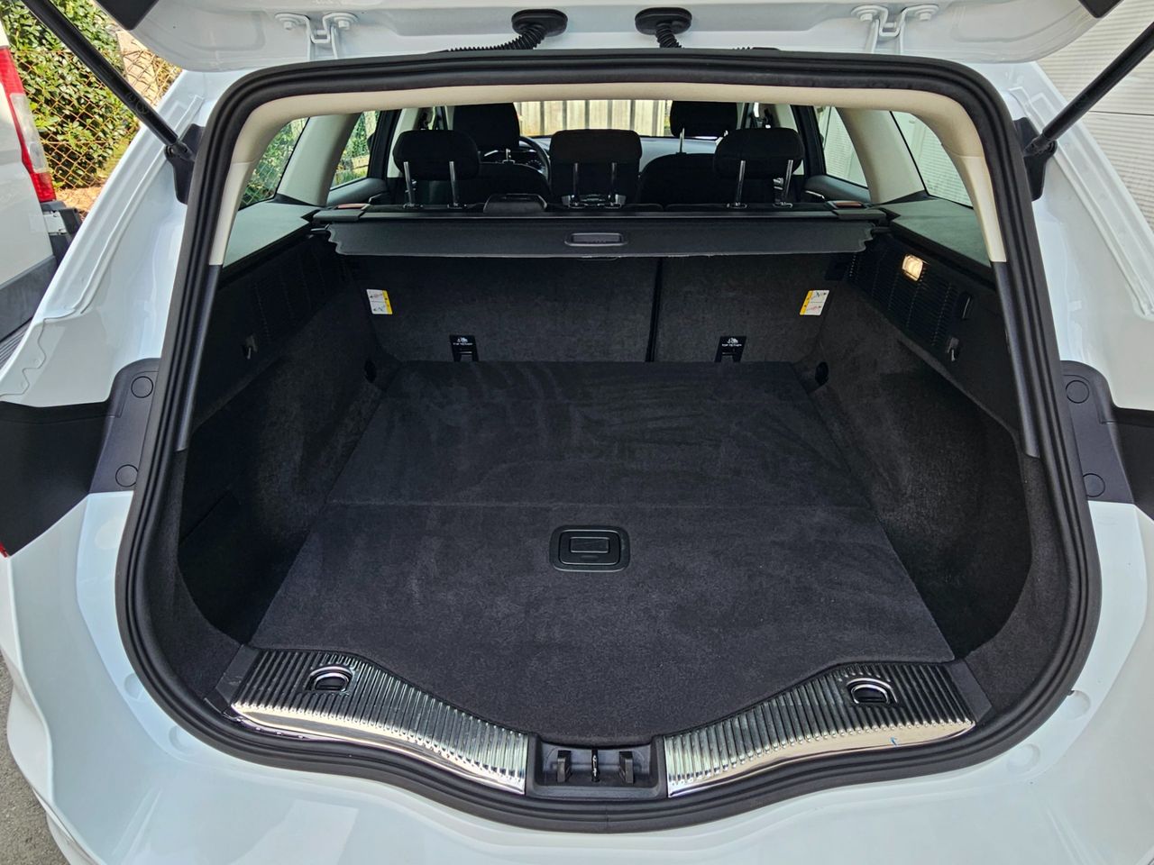 Zunanja slika - Ford Mondeo - Karavan 2,0 TDCi Titanium - 9