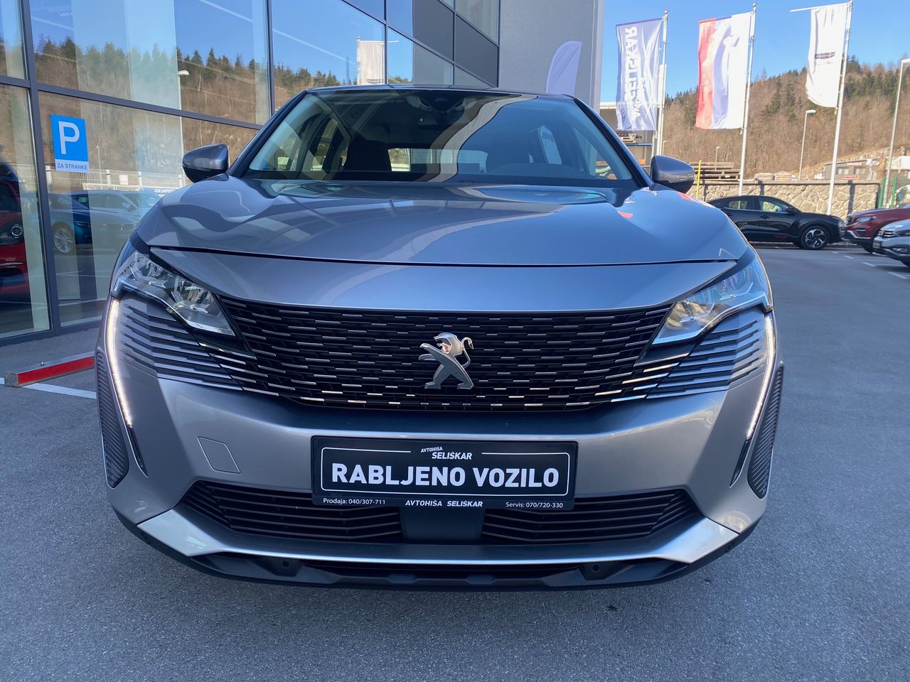 Zunanja slika - Peugeot 5008 - 3008 1.2PT 130 + 7 SEDEŽEV + POTRJENA SERVISNA KNJIGA - 4