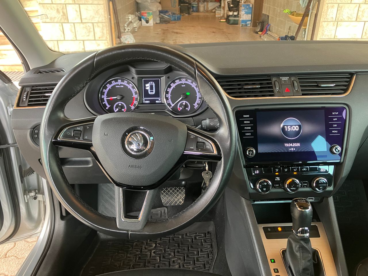 Notranja slika - Škoda Octavia - Combi 2,0 TDI Family DSG - 6