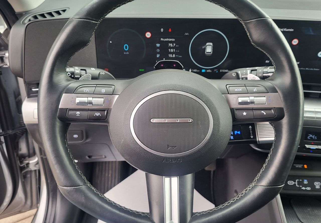 Zunanja slika - Hyundai Kona - EV 48.4 kWh Premium slo-1last-tov.garancija-navi - 8
