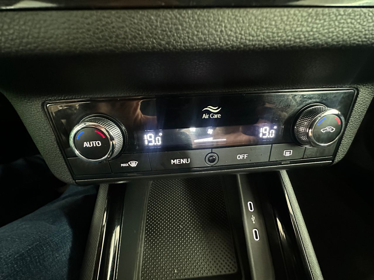 Zunanja slika - Škoda Kamiq - 1.0 TSI 70 kw.2023.SAMO 47.900 KM - 10