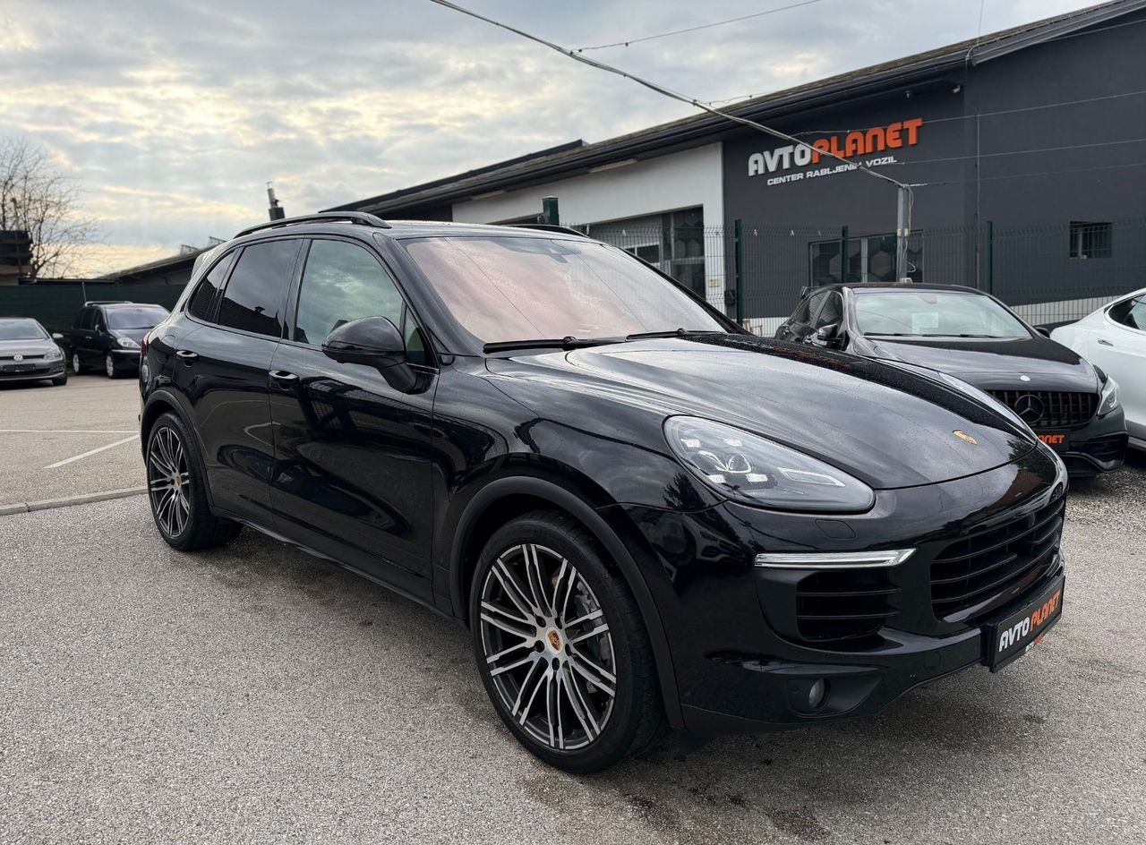 Zunanja slika - Porsche Cayenne - DIESEL 3.0 SLO CHRONO FULL LED ACC PANO ALU21 - 5
