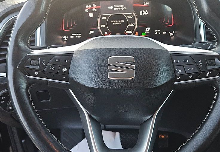 Zunanja slika - Seat Ateca - 2.0 TDI 4x4 150ks DSG+F1 °1.LASTNIK° °FULL-LED° - 11