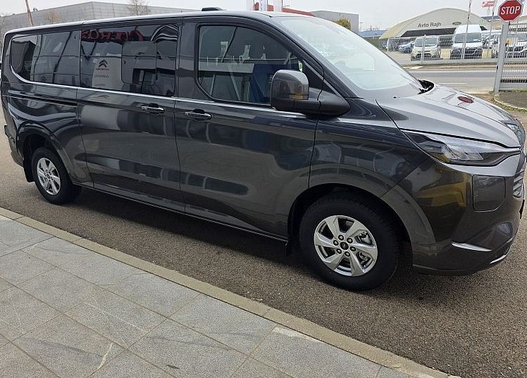 Zunanja slika - Ford E-Transit Custom - Transit Custom Kombi Limited 2.5 Duratec Hybrid 171 KW - 5