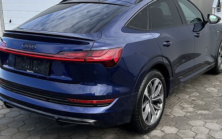 Zunanja slika - Audi e-tron - Sportback 55 quattro S line-LED-NAVI-PDC-ALU20 - 6