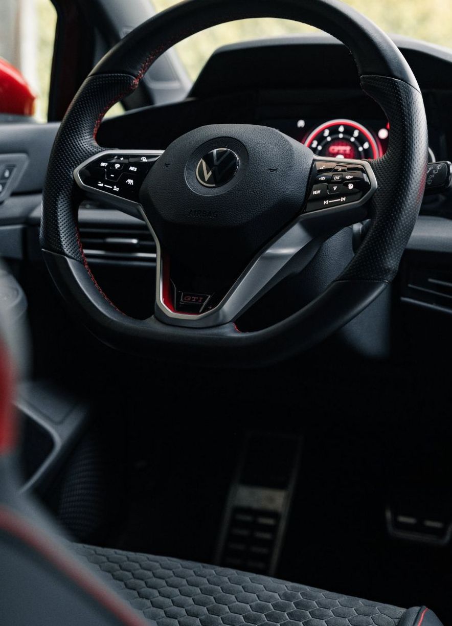 Zunanja slika - VW Golf - 2.0 TSI GTI ClubSport - 19 COL - IQLED - Alkantara - 19