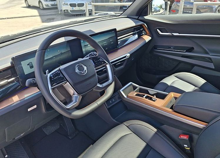 Zunanja slika - KG Mobility Torres - 152.2 kW Premium 2WD - 7